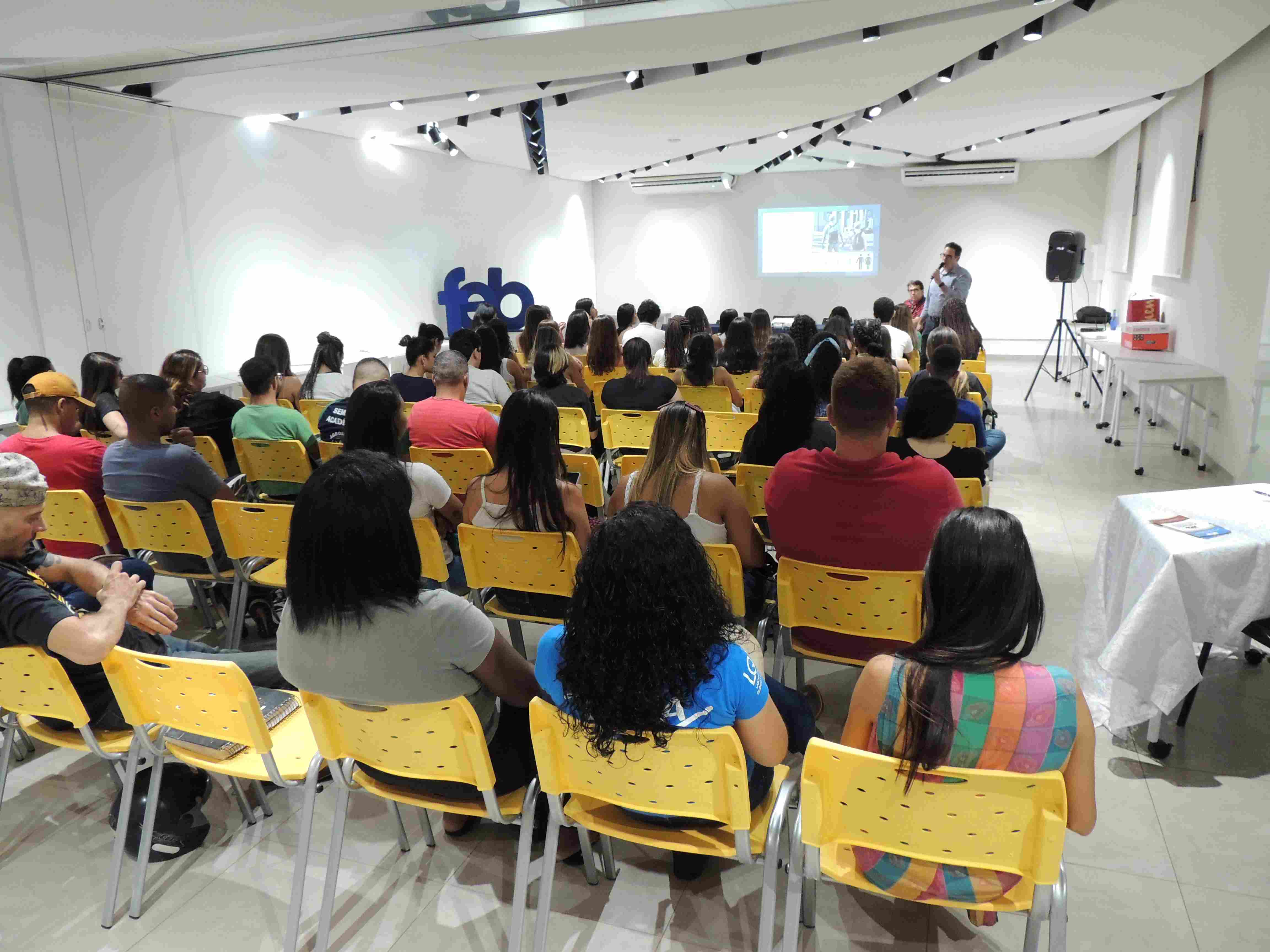 Núcleo de Apoio Cultural do UNIFEB promove palestra sobre prevenção ao câncer de próstata