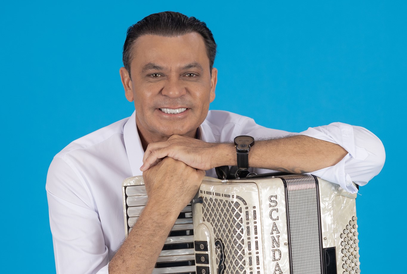 TV Aparecida anuncia nova atração com apresentação de Frank Aguiar