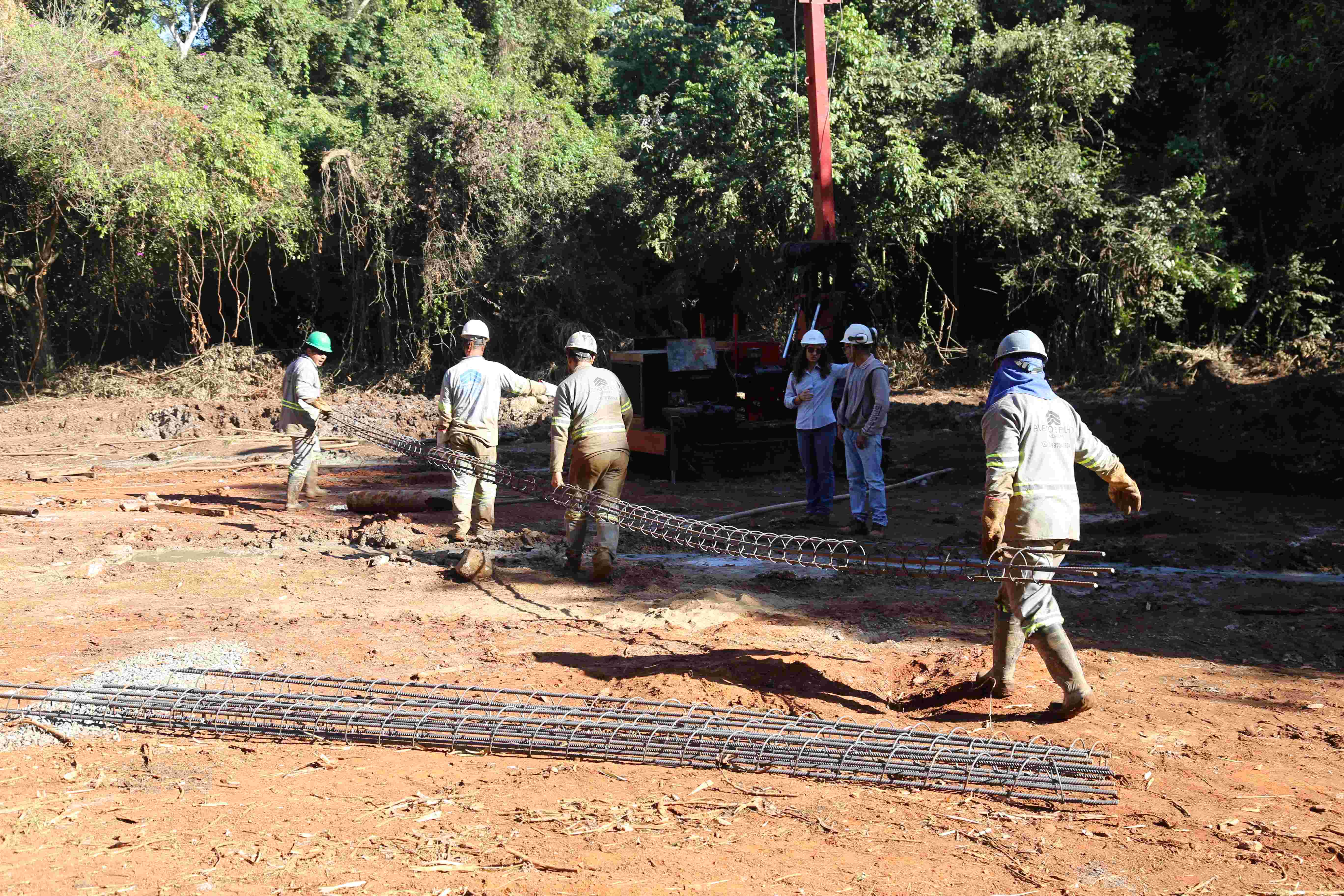 Avançam as obras da construção da unidade de captação da ETA Rio das Pedras