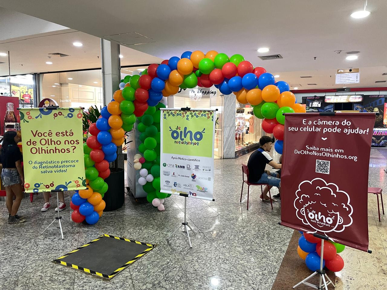 Campanha "De Olho nos Olhinhos" realiza orientações no North Shopping Barretos neste sábado (21)